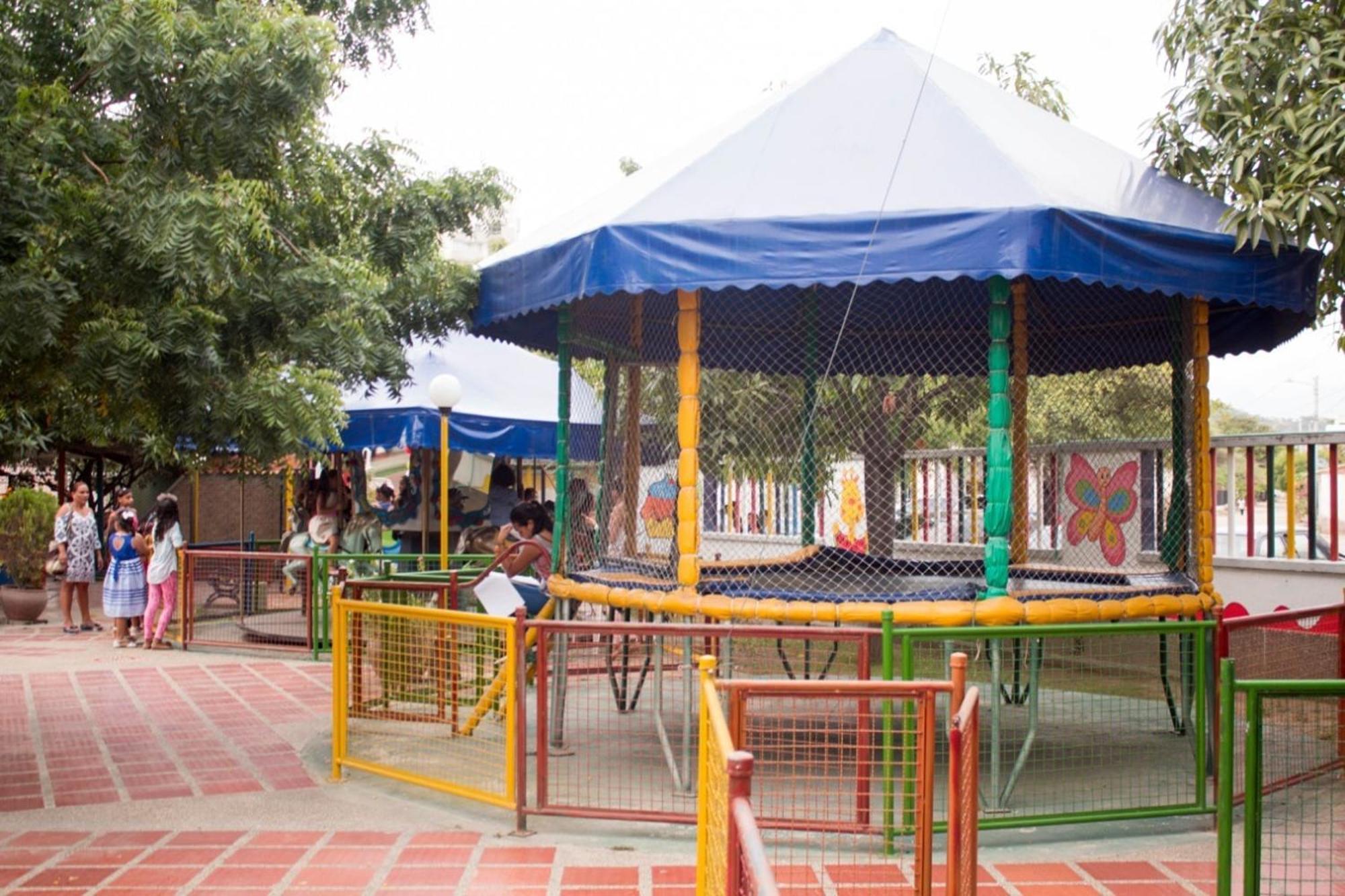 Hotel Fundacooedumag Rodadero Santa Marta  Exteriör bild