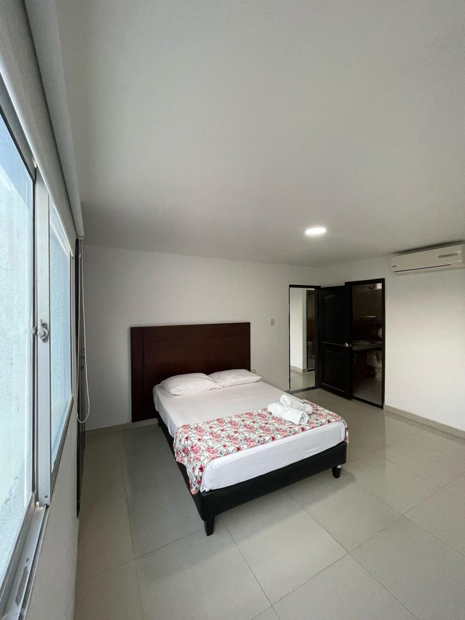 Hotel Fundacooedumag Rodadero Santa Marta  Exteriör bild