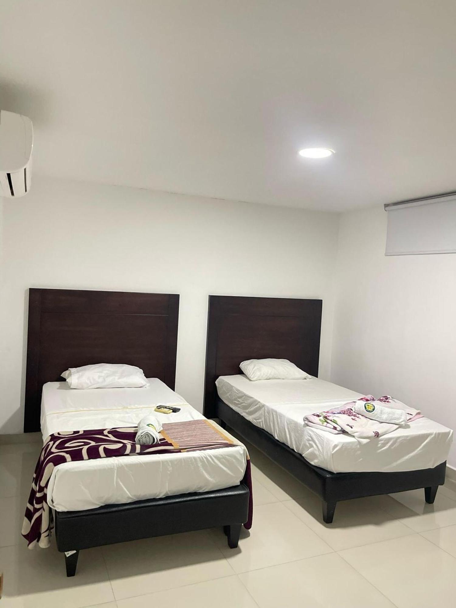 Hotel Fundacooedumag Rodadero Santa Marta  Exteriör bild